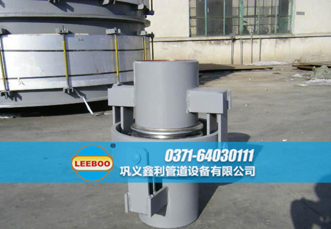 萬向鉸鏈<a href=http://www.acixz.cn target=_blank class=infotextkey>補償器</a>發(fā)貨現(xiàn)場