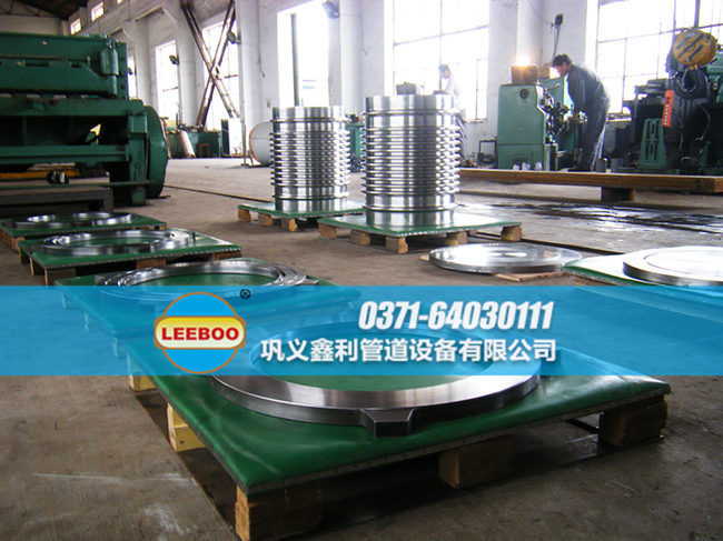 鑫利<a href=http://www.acixz.cn target=_blank class=infotextkey>補償器</a>組裝車間